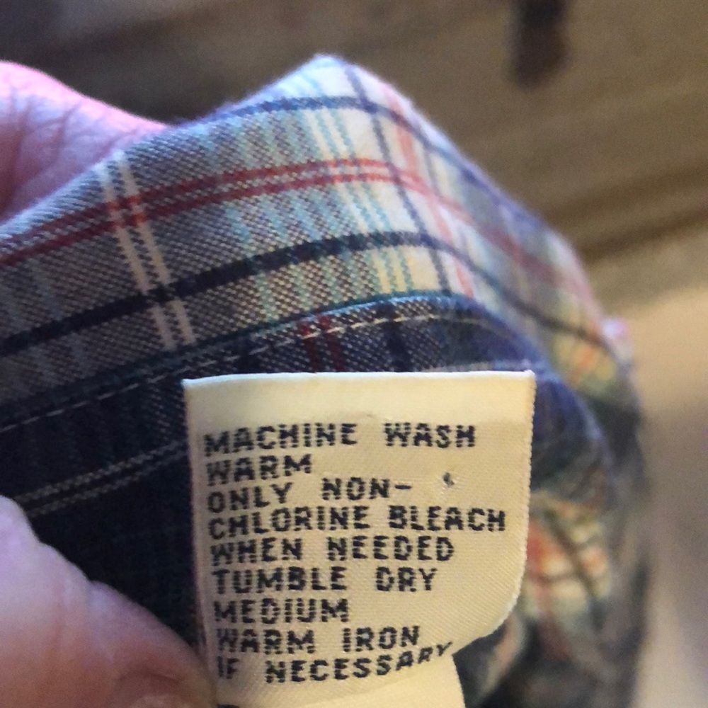 Vintage Gap zippered shirt with checkered design - Picture 4 of 4